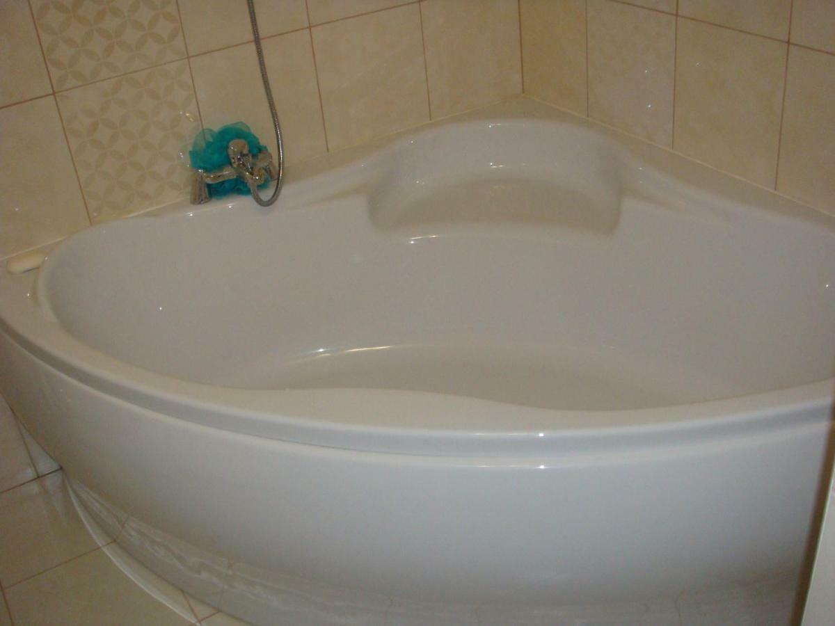 2 К.К.Люкс На Проспекте Мира,1, Г. Николаев Apartment Ngoại thất bức ảnh